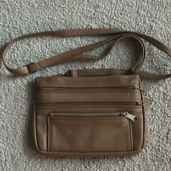 Faux Leather Crossbody! - Picture 6 of 9